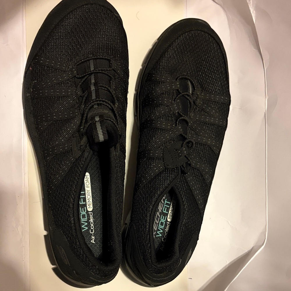 Skechers Black Air-Cooled Sneakers